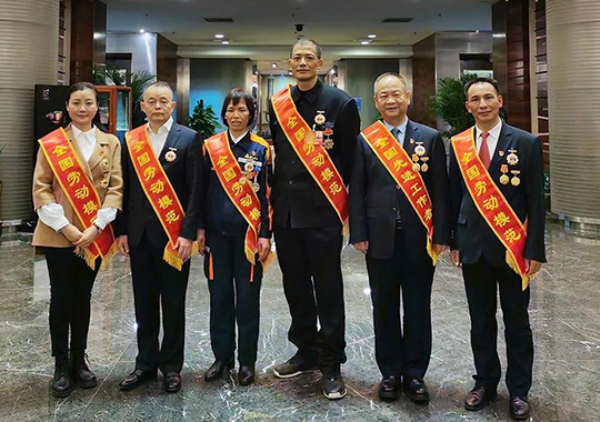 祝賀！這6位邵陽人在北京人民大會堂接受表彰！